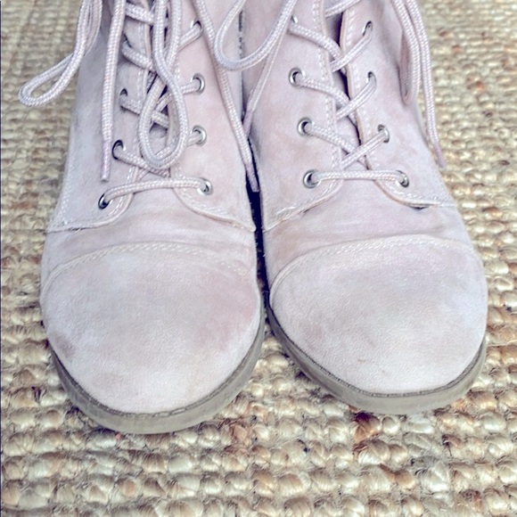 Justice Booties in blush - Picture 2 of 6